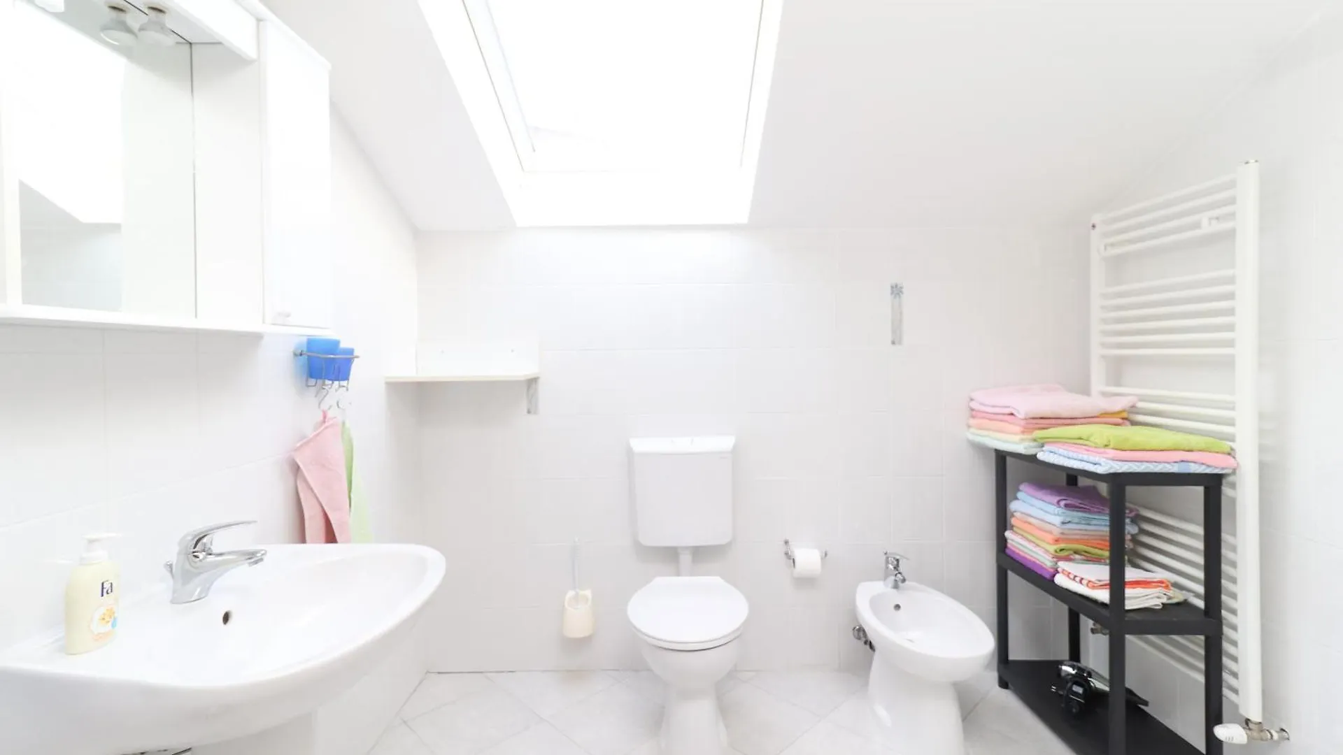 Apartments Luka أوباتيا